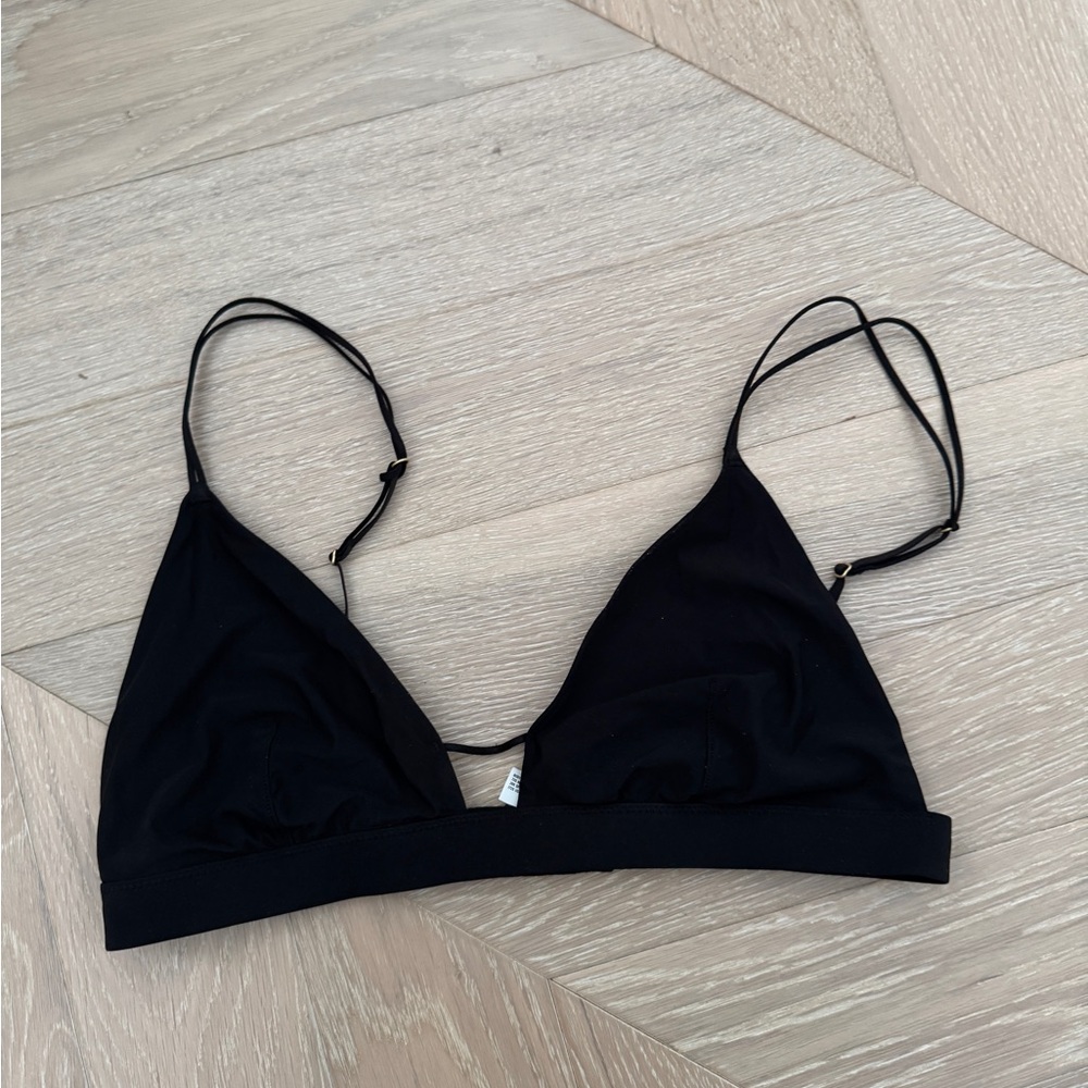 Uniqlo black Wireless Bra (Sheer Triangle) (Mame Kurogouchi) M